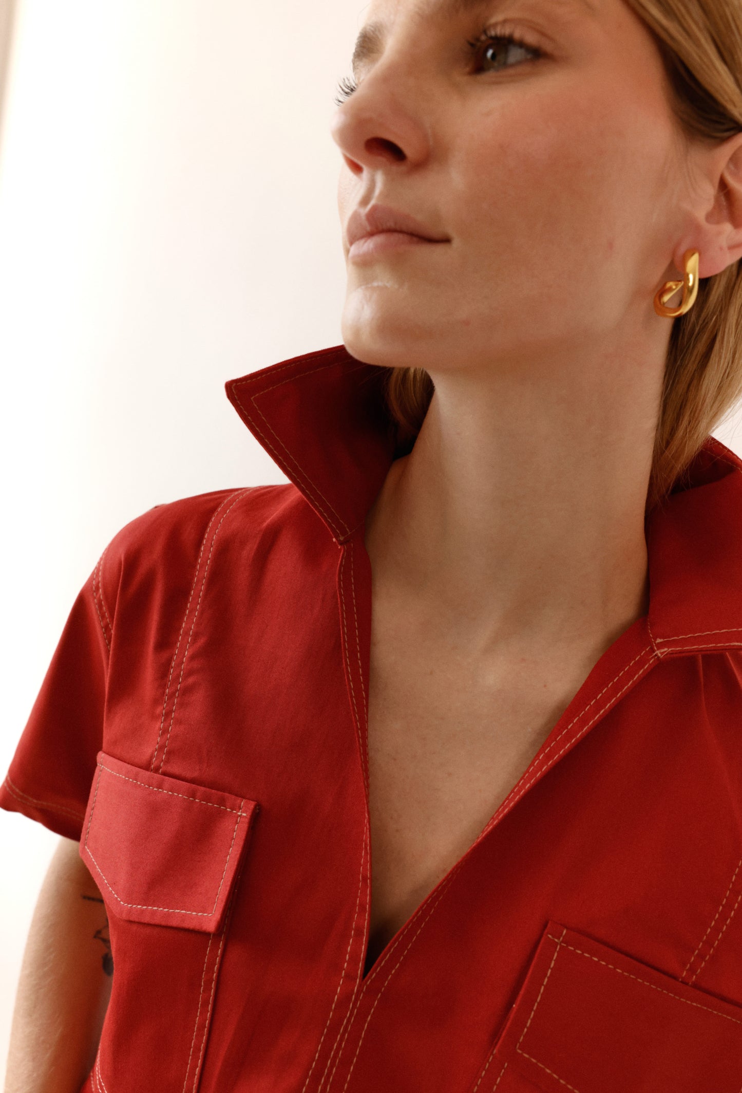 FREYA BLOUSE BRICK RED