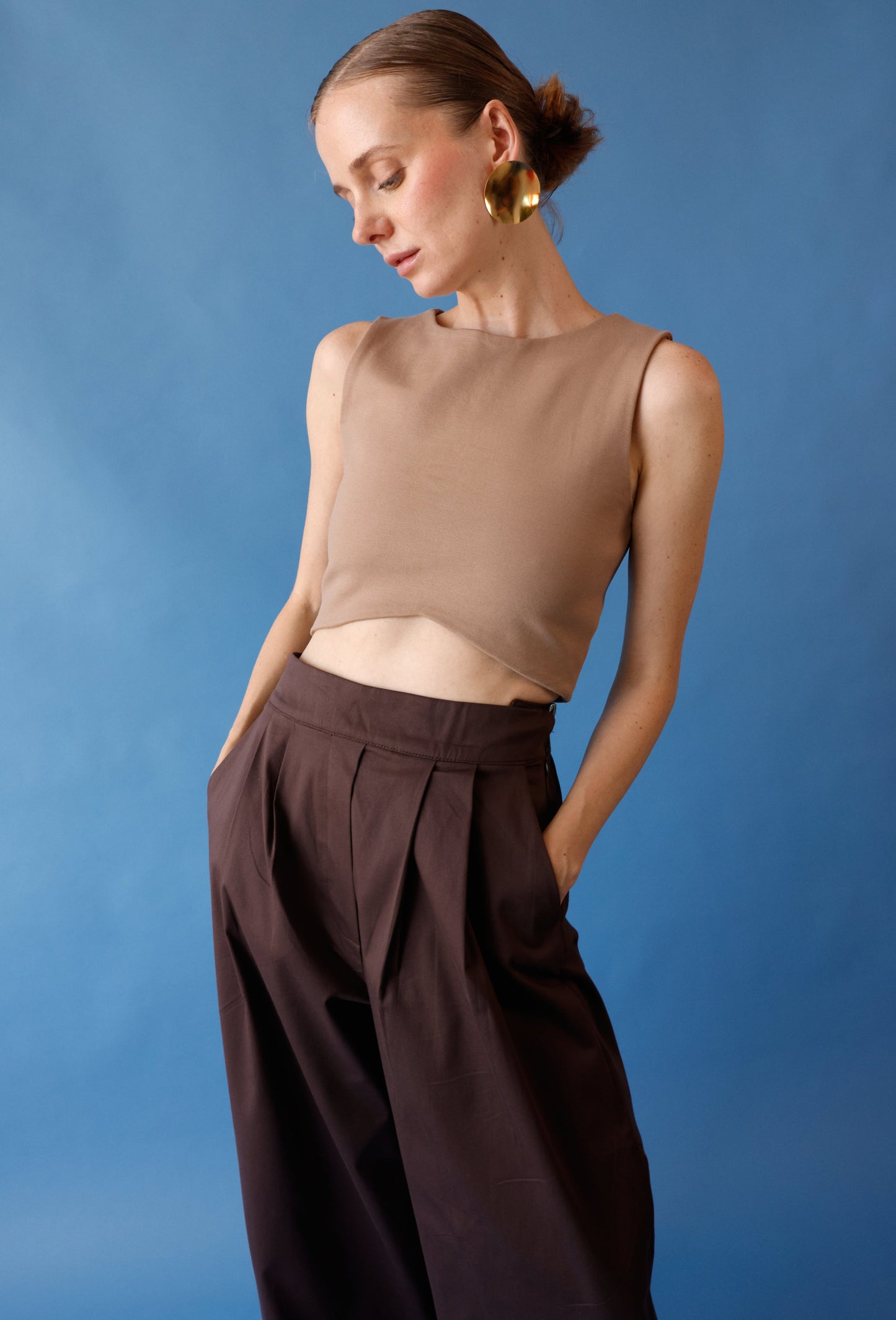 CLEO CAMEL CROP TOP