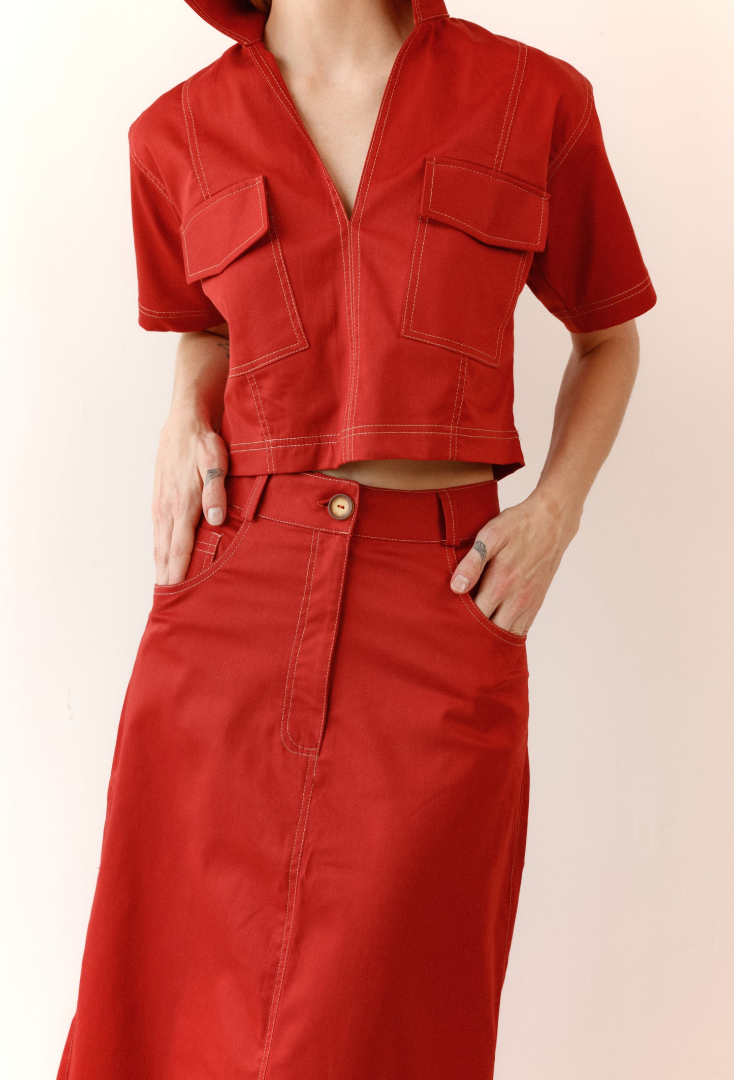 FREYA BLOUSE BRICK RED
