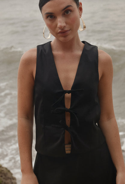 FLORA VEST BLACK