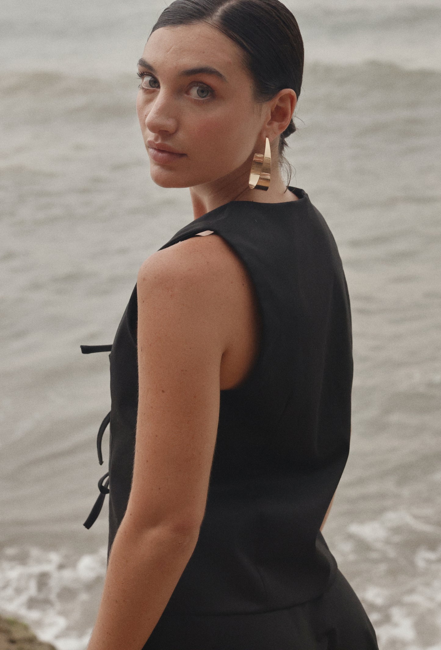 FLORA VEST BLACK