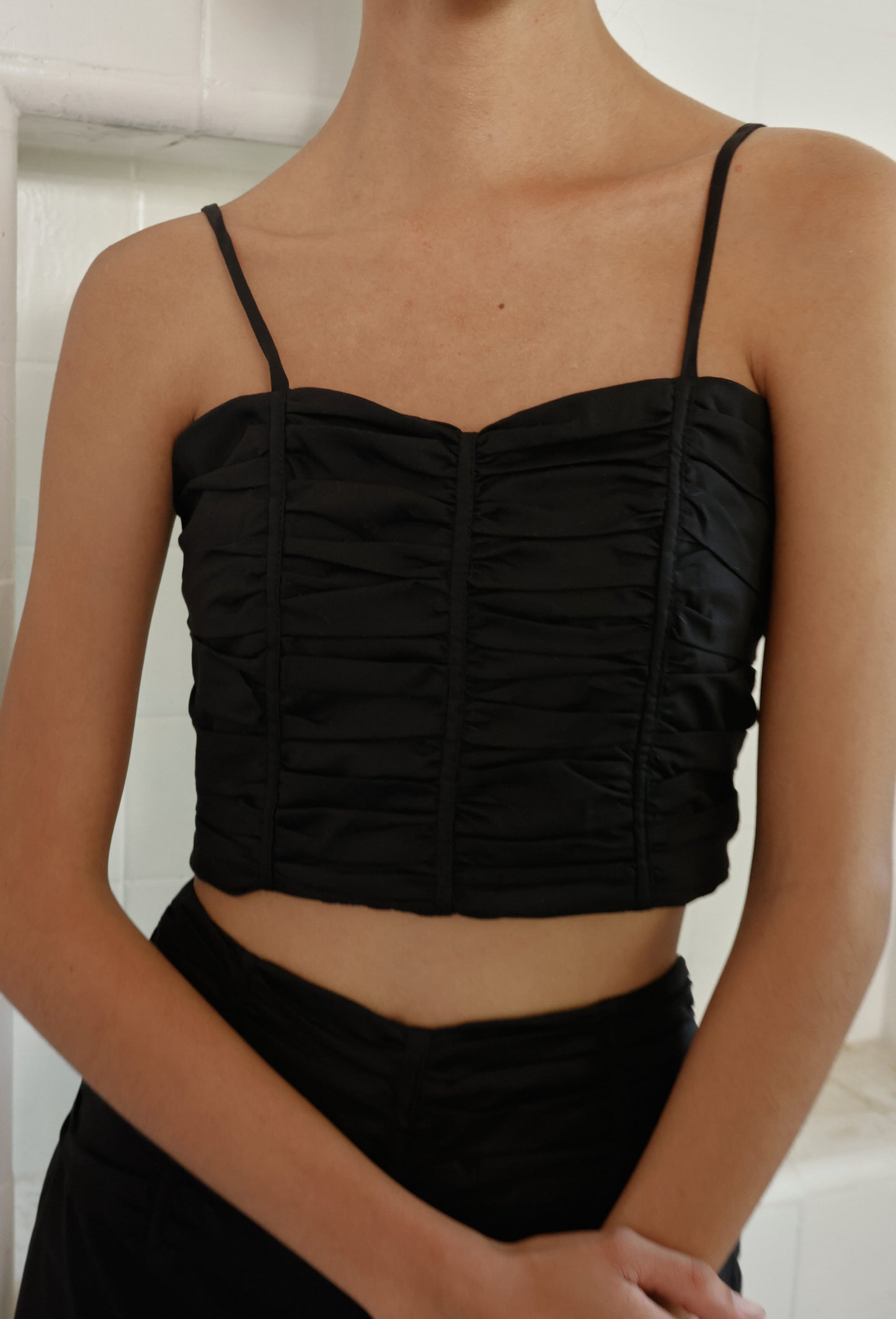 LUNA CROP TOP BLACK