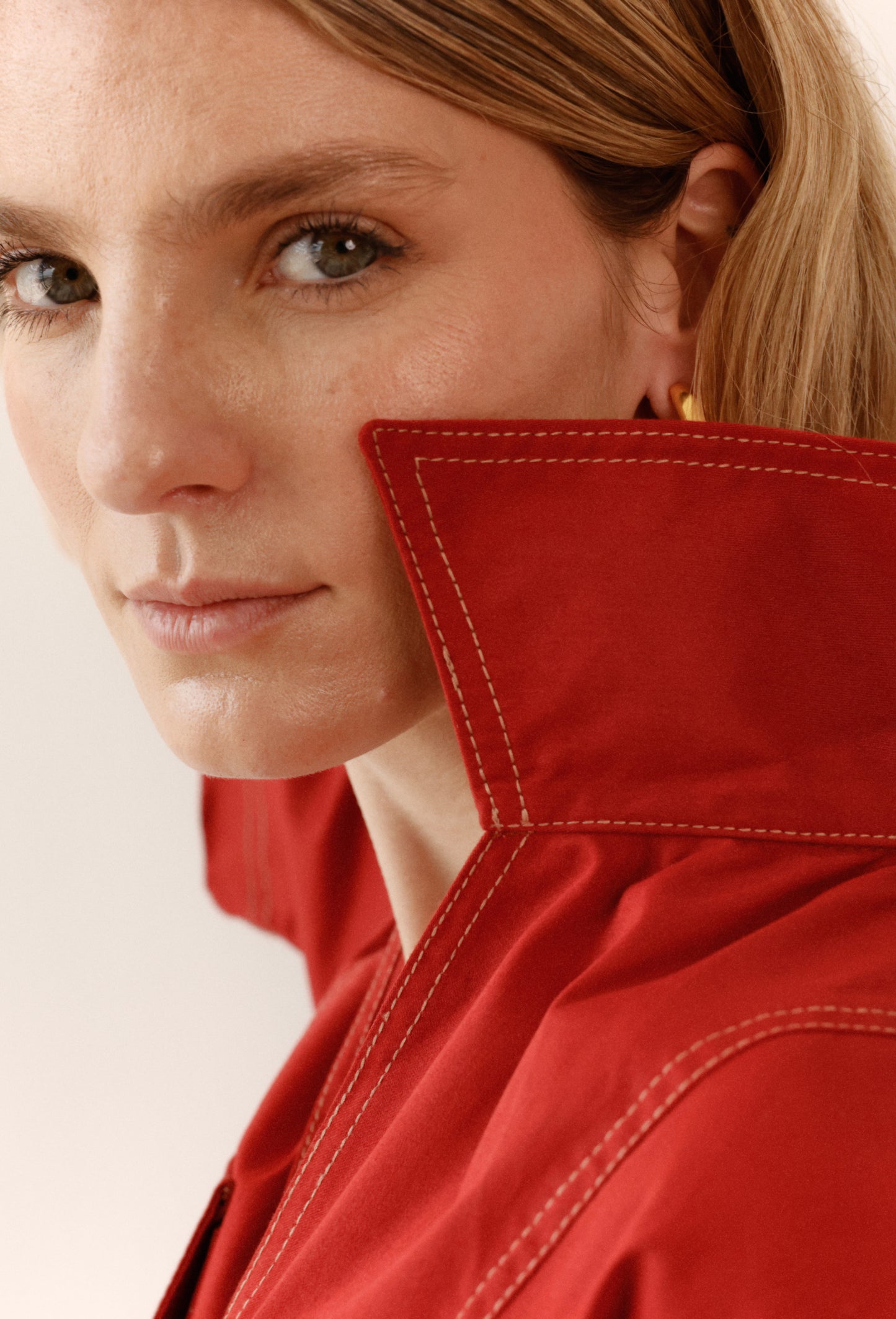 FREYA BLOUSE BRICK RED