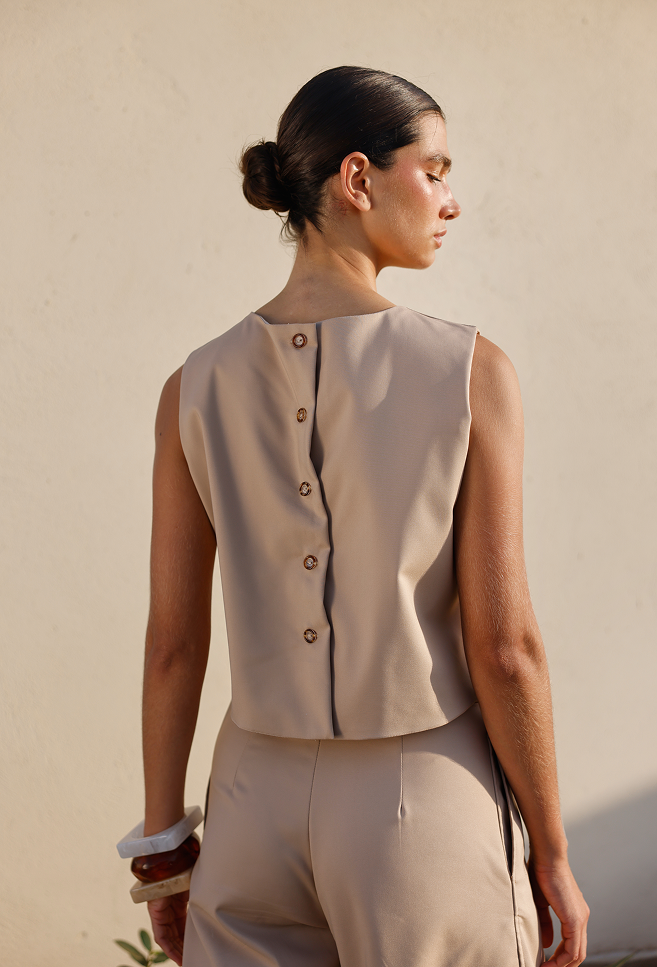 LOLA BLOUSE CAMEL